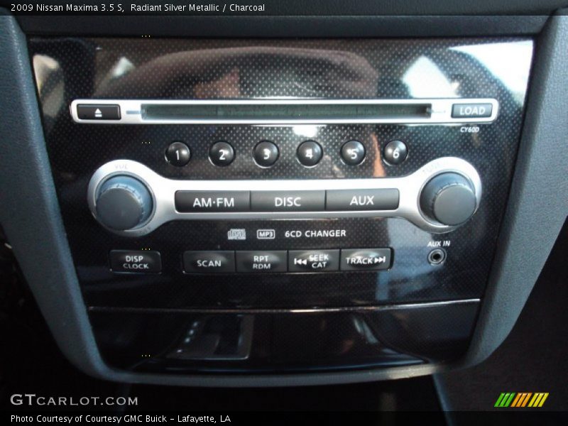 Radiant Silver Metallic / Charcoal 2009 Nissan Maxima 3.5 S