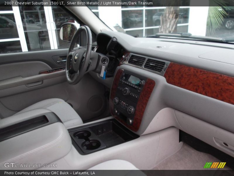 Silver Birch Metallic / Light Titanium/Dark Titanium 2007 Chevrolet Suburban 1500 LT