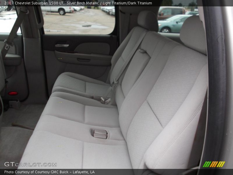 Silver Birch Metallic / Light Titanium/Dark Titanium 2007 Chevrolet Suburban 1500 LT