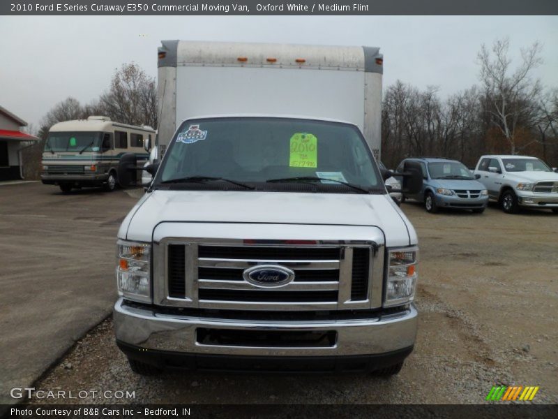 Oxford White / Medium Flint 2010 Ford E Series Cutaway E350 Commercial Moving Van