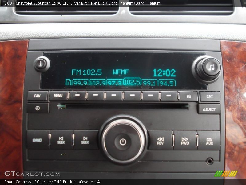 Silver Birch Metallic / Light Titanium/Dark Titanium 2007 Chevrolet Suburban 1500 LT