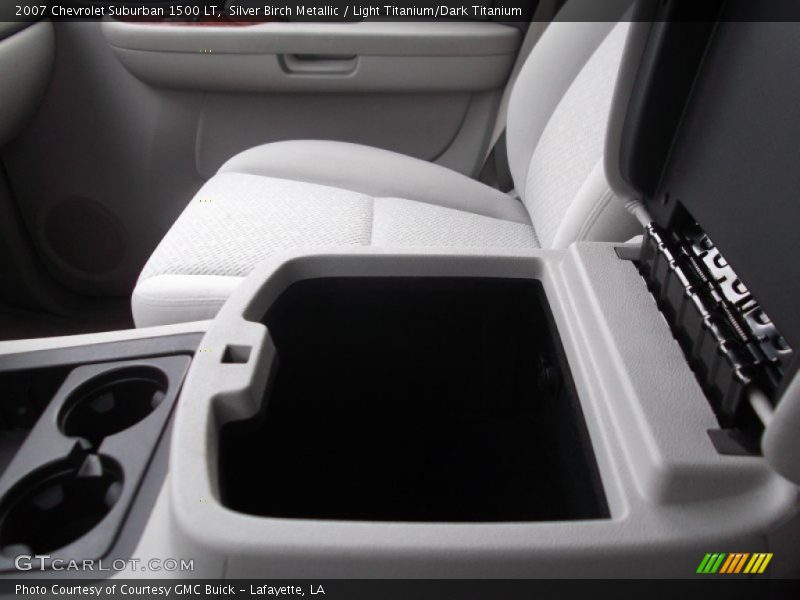 Silver Birch Metallic / Light Titanium/Dark Titanium 2007 Chevrolet Suburban 1500 LT