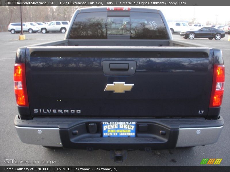 Dark Blue Metallic / Light Cashmere/Ebony Black 2007 Chevrolet Silverado 1500 LT Z71 Extended Cab 4x4