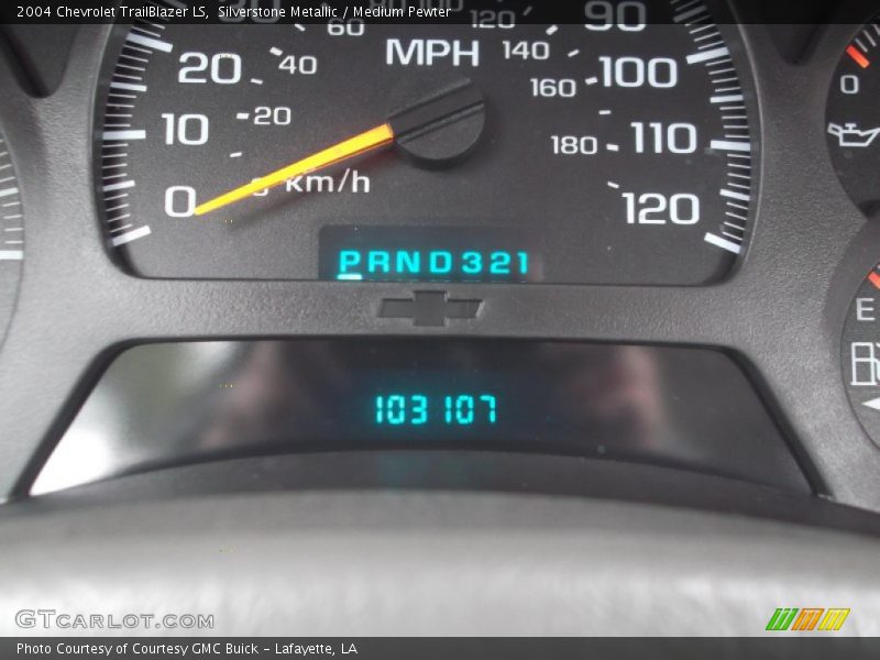 Silverstone Metallic / Medium Pewter 2004 Chevrolet TrailBlazer LS