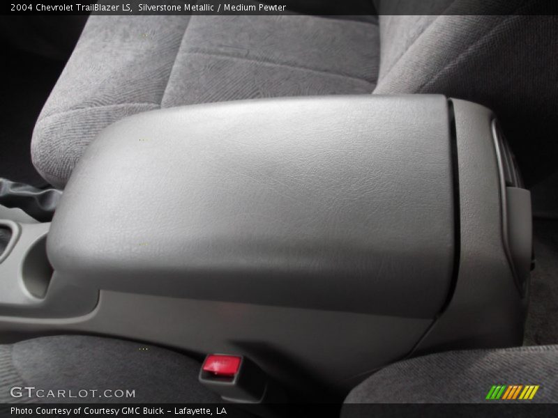 Silverstone Metallic / Medium Pewter 2004 Chevrolet TrailBlazer LS