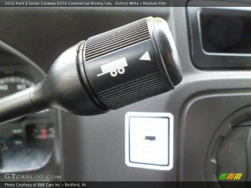 Oxford White / Medium Flint 2010 Ford E Series Cutaway E350 Commercial Moving Van