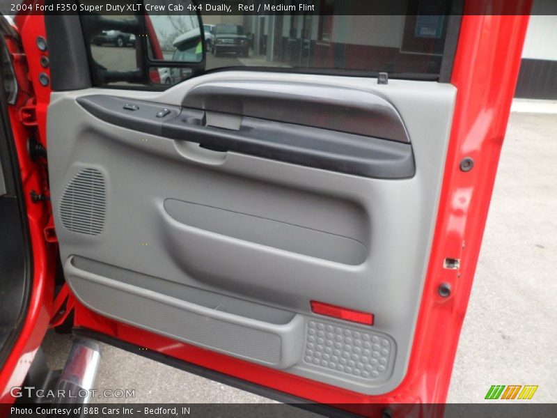 Red / Medium Flint 2004 Ford F350 Super Duty XLT Crew Cab 4x4 Dually