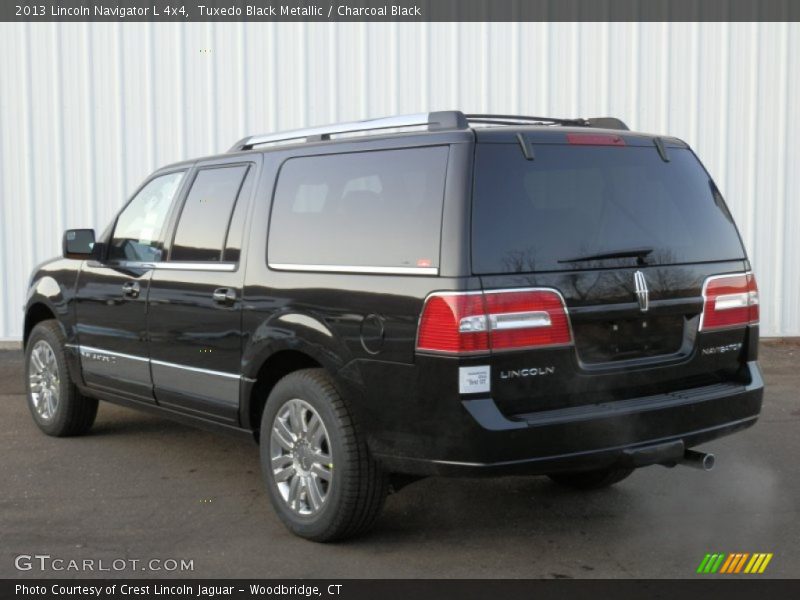 Tuxedo Black Metallic / Charcoal Black 2013 Lincoln Navigator L 4x4