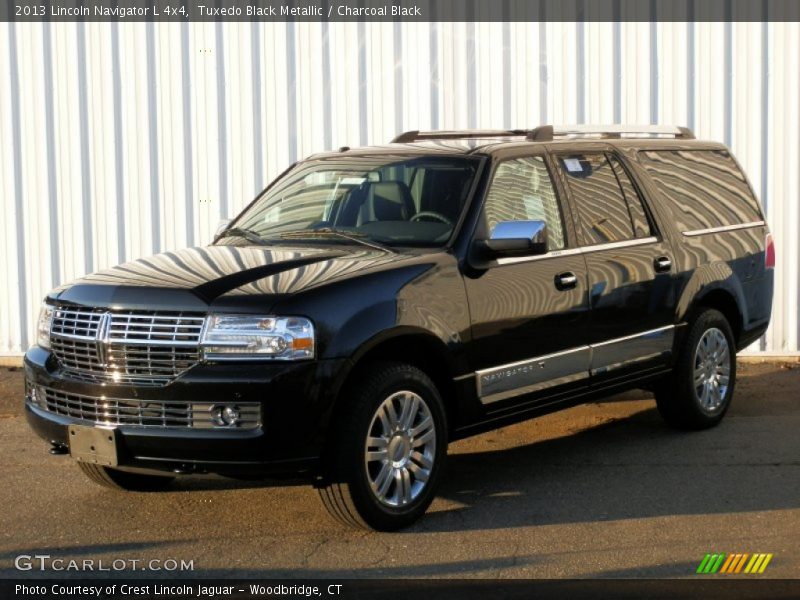 Tuxedo Black Metallic / Charcoal Black 2013 Lincoln Navigator L 4x4