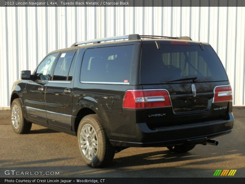 Tuxedo Black Metallic / Charcoal Black 2013 Lincoln Navigator L 4x4
