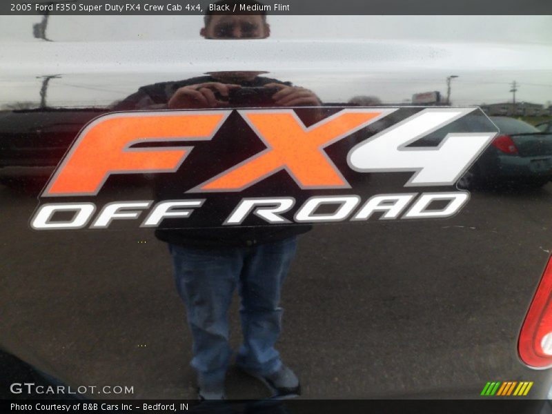 Black / Medium Flint 2005 Ford F350 Super Duty FX4 Crew Cab 4x4