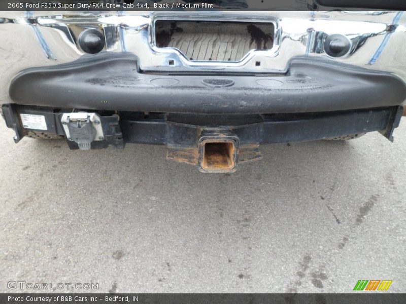 Black / Medium Flint 2005 Ford F350 Super Duty FX4 Crew Cab 4x4