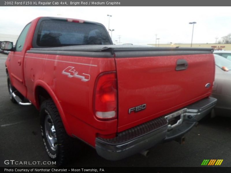 Bright Red / Medium Graphite 2002 Ford F150 XL Regular Cab 4x4