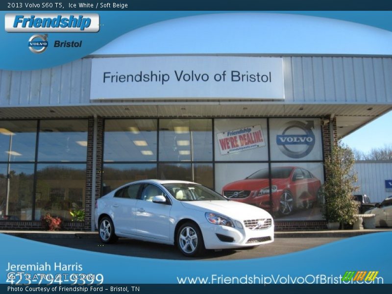 Ice White / Soft Beige 2013 Volvo S60 T5