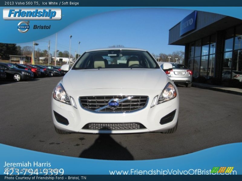 Ice White / Soft Beige 2013 Volvo S60 T5