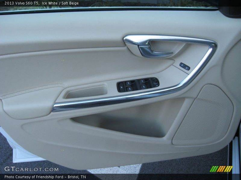Ice White / Soft Beige 2013 Volvo S60 T5