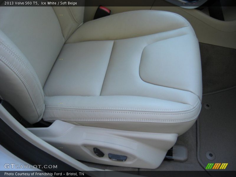 Ice White / Soft Beige 2013 Volvo S60 T5