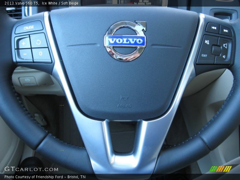 Ice White / Soft Beige 2013 Volvo S60 T5