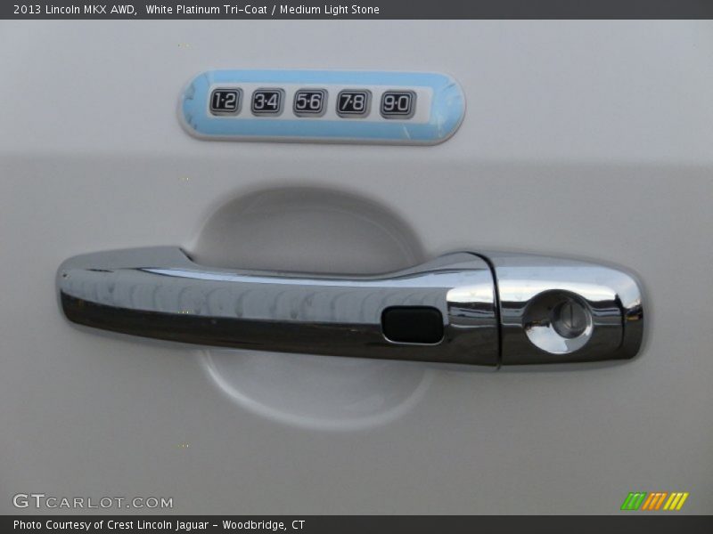 White Platinum Tri-Coat / Medium Light Stone 2013 Lincoln MKX AWD