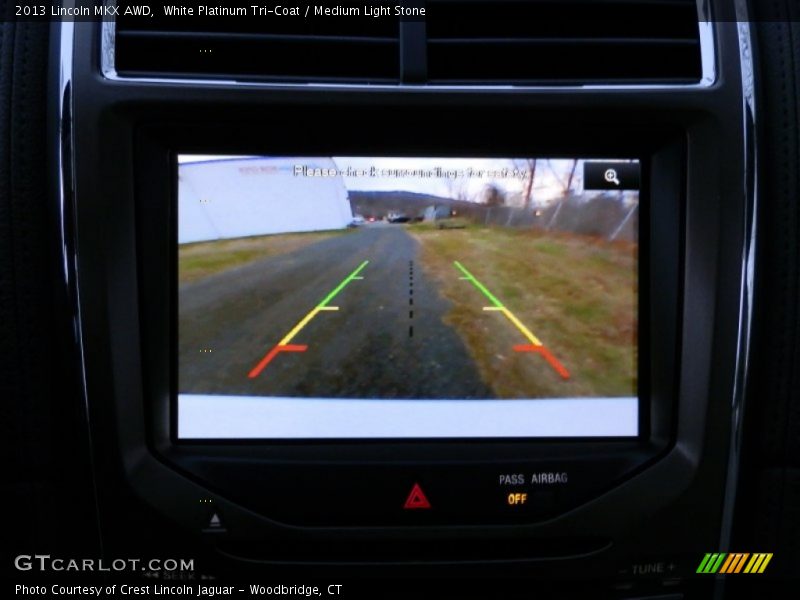 White Platinum Tri-Coat / Medium Light Stone 2013 Lincoln MKX AWD
