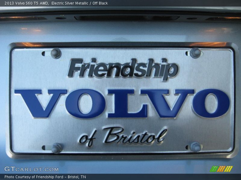 Electric Silver Metallic / Off Black 2013 Volvo S60 T5 AWD
