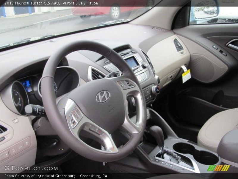 Dashboard of 2013 Tucson GLS AWD