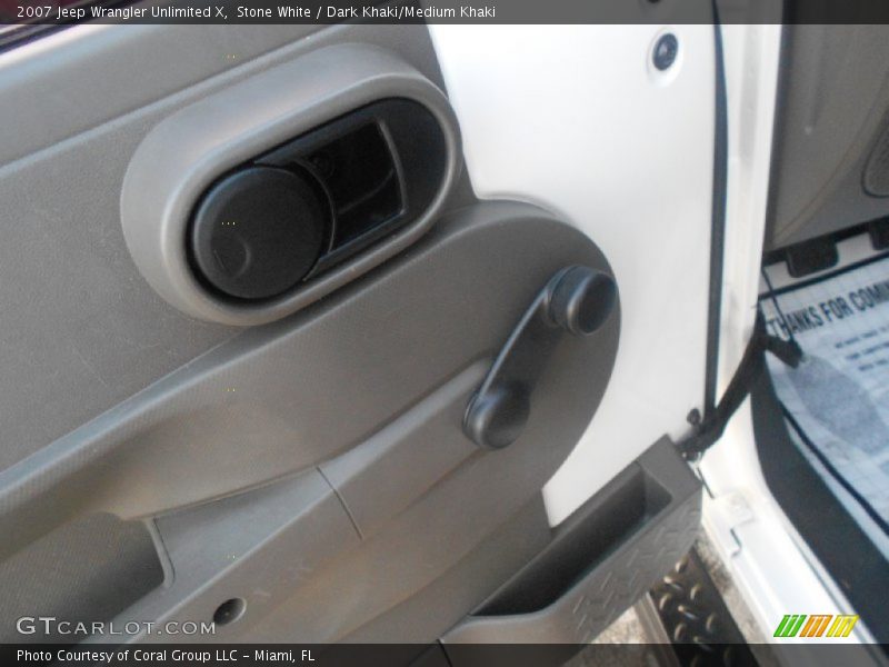 Stone White / Dark Khaki/Medium Khaki 2007 Jeep Wrangler Unlimited X