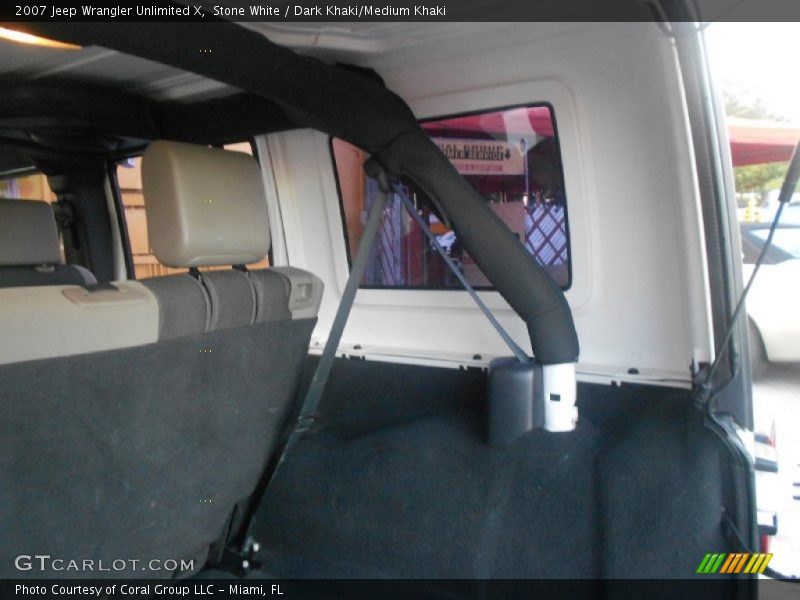 Stone White / Dark Khaki/Medium Khaki 2007 Jeep Wrangler Unlimited X
