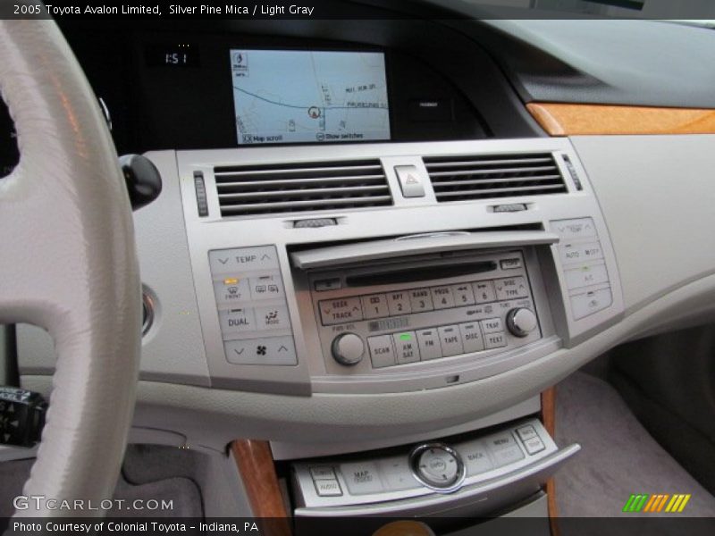 Silver Pine Mica / Light Gray 2005 Toyota Avalon Limited