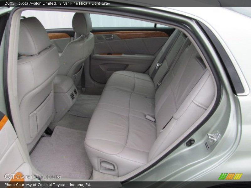 Silver Pine Mica / Light Gray 2005 Toyota Avalon Limited