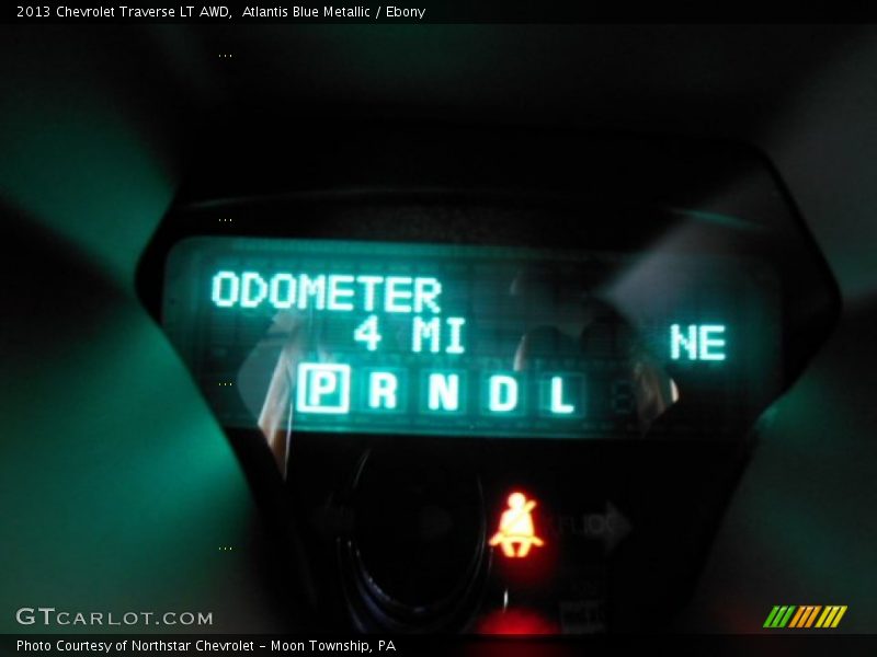 Atlantis Blue Metallic / Ebony 2013 Chevrolet Traverse LT AWD