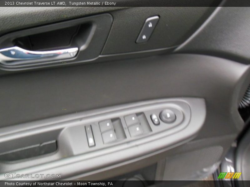 Tungsten Metallic / Ebony 2013 Chevrolet Traverse LT AWD
