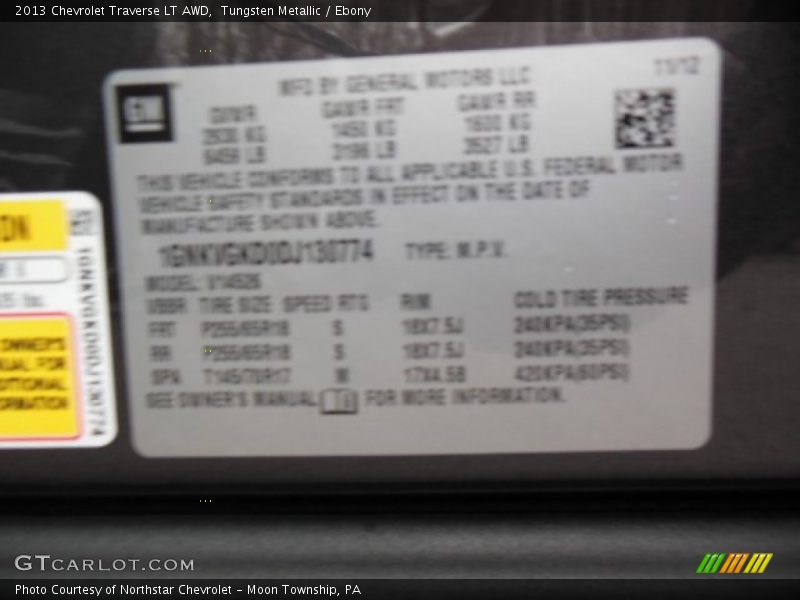 Tungsten Metallic / Ebony 2013 Chevrolet Traverse LT AWD