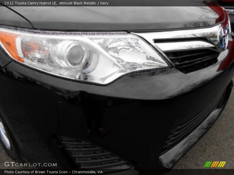Attitude Black Metallic / Ivory 2012 Toyota Camry Hybrid LE