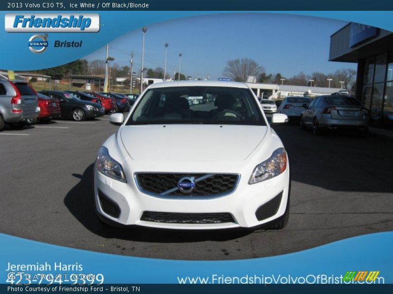 Ice White / Off Black/Blonde 2013 Volvo C30 T5