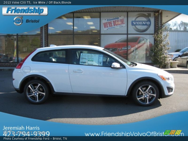 Ice White / Off Black/Blonde 2013 Volvo C30 T5