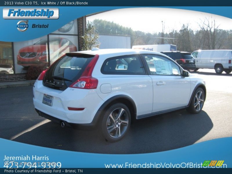 Ice White / Off Black/Blonde 2013 Volvo C30 T5