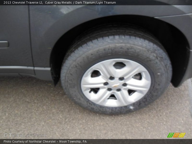 Cyber Gray Metallic / Dark Titanium/Light Titanium 2013 Chevrolet Traverse LS