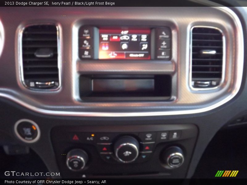 Ivory Pearl / Black/Light Frost Beige 2013 Dodge Charger SE