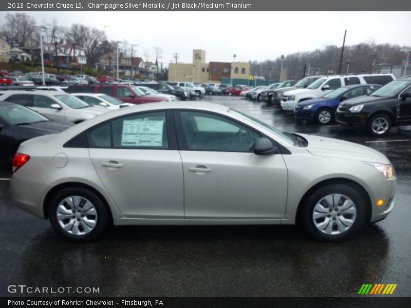 Champagne Silver Metallic / Jet Black/Medium Titanium 2013 Chevrolet Cruze LS