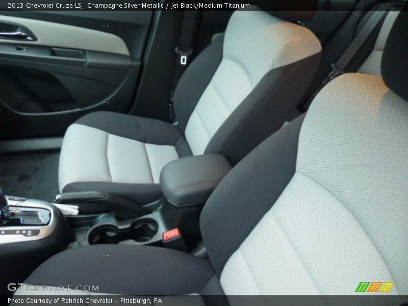 Champagne Silver Metallic / Jet Black/Medium Titanium 2013 Chevrolet Cruze LS