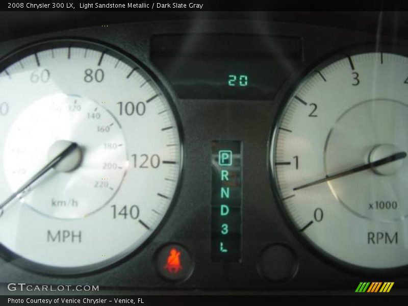 Light Sandstone Metallic / Dark Slate Gray 2008 Chrysler 300 LX