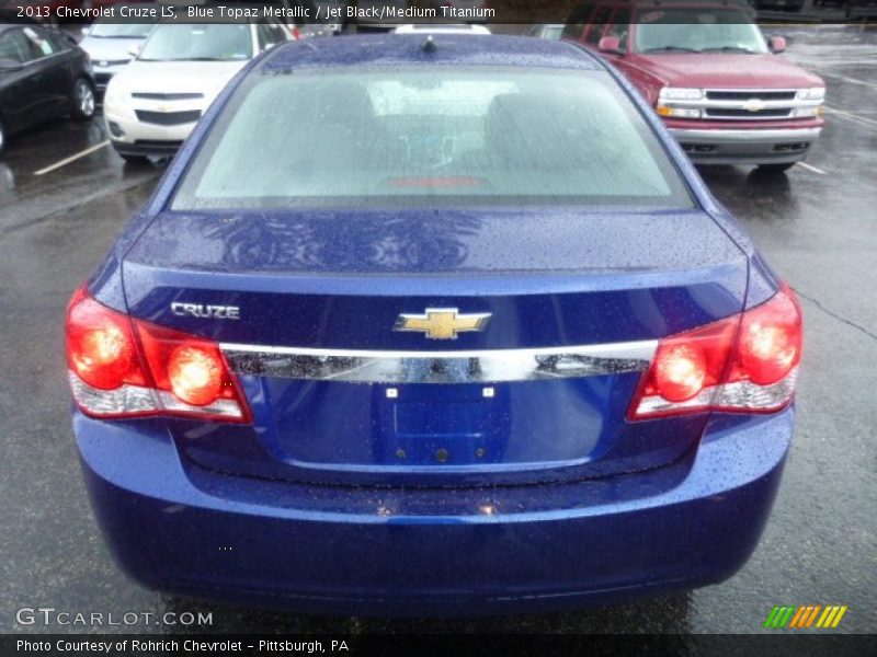 Blue Topaz Metallic / Jet Black/Medium Titanium 2013 Chevrolet Cruze LS