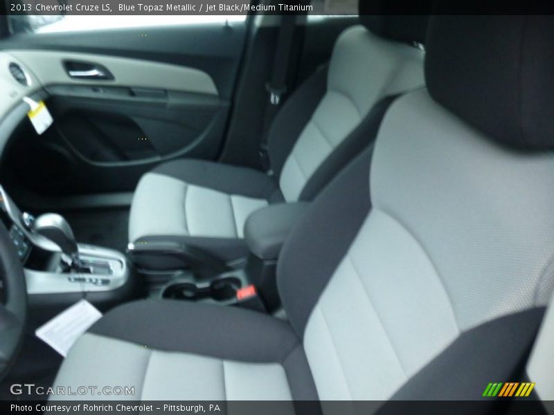 Blue Topaz Metallic / Jet Black/Medium Titanium 2013 Chevrolet Cruze LS