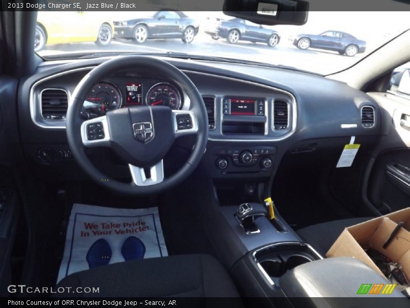 Jazz Blue / Black 2013 Dodge Charger SE