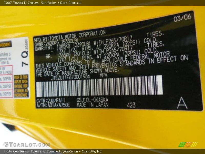 2007 FJ Cruiser  Sun Fusion Color Code 2JU