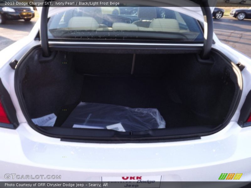 Ivory Pearl / Black/Light Frost Beige 2013 Dodge Charger SXT