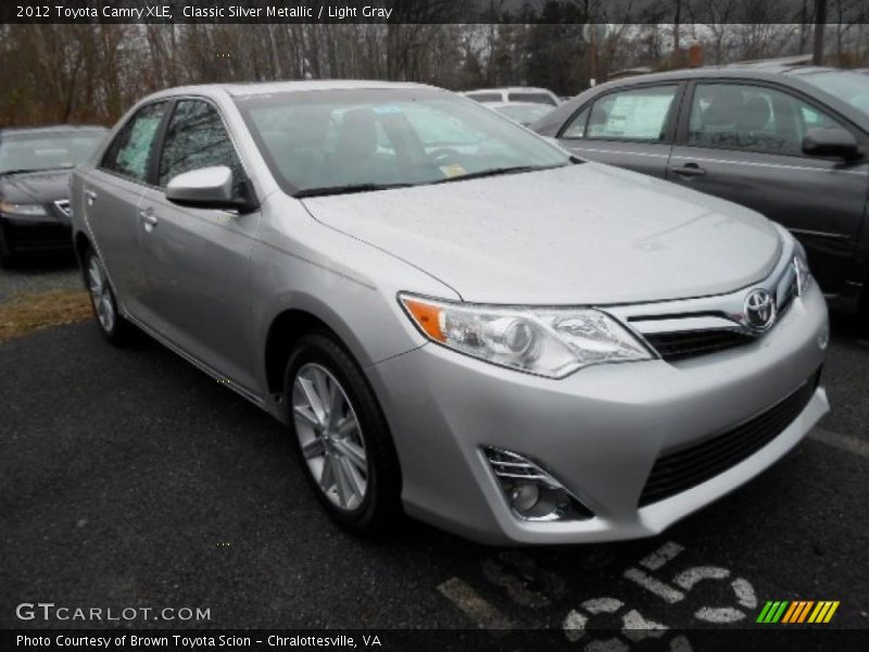 Classic Silver Metallic / Light Gray 2012 Toyota Camry XLE
