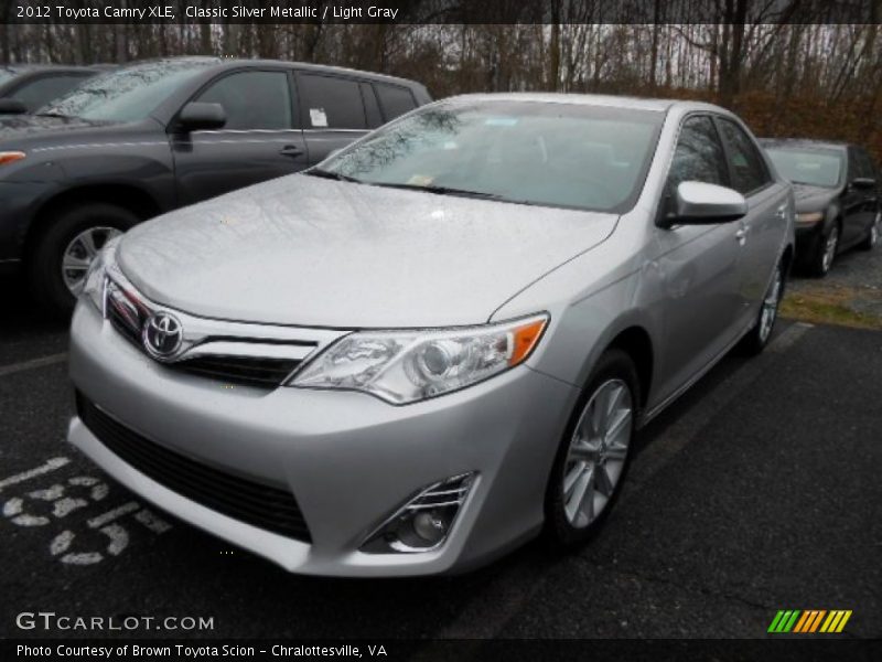 Classic Silver Metallic / Light Gray 2012 Toyota Camry XLE