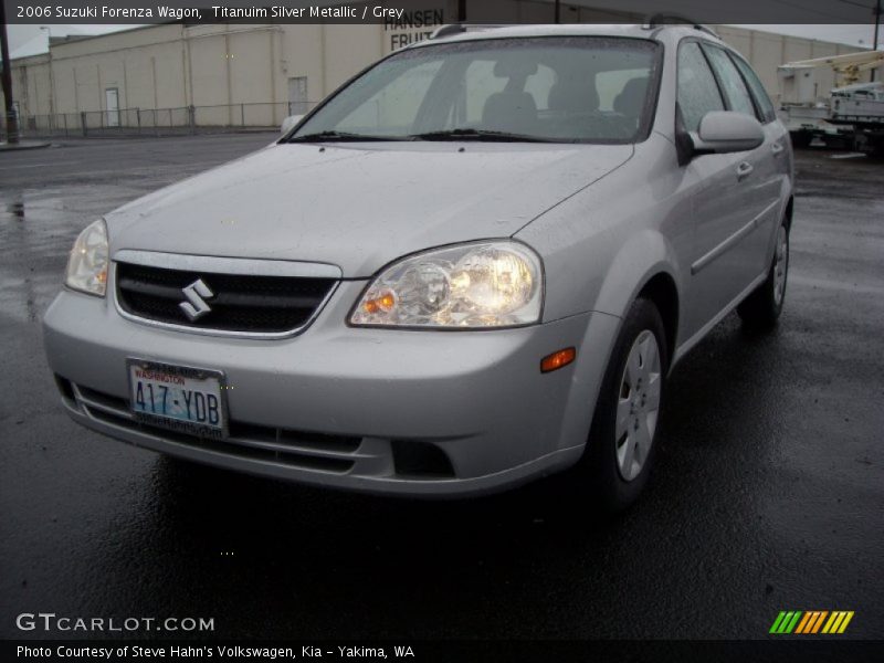Titanuim Silver Metallic / Grey 2006 Suzuki Forenza Wagon